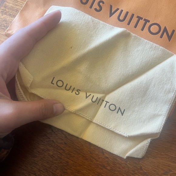 Louis Vuitton Darmier Black key coin pouch - Picture 14 of 15